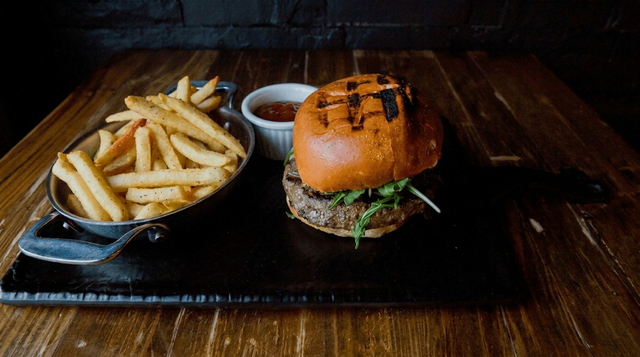 Bacon Cheeseburger.