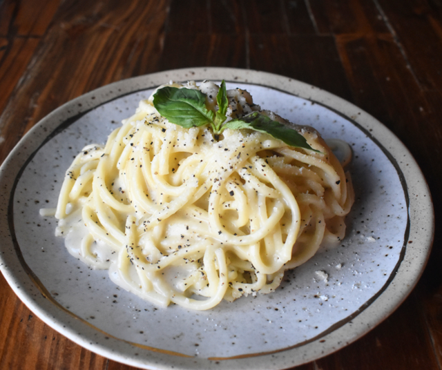 Cacio e Pepe.