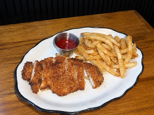 Kids Chicken Cutlet.