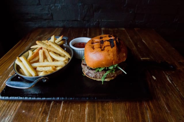Cheeseburger.